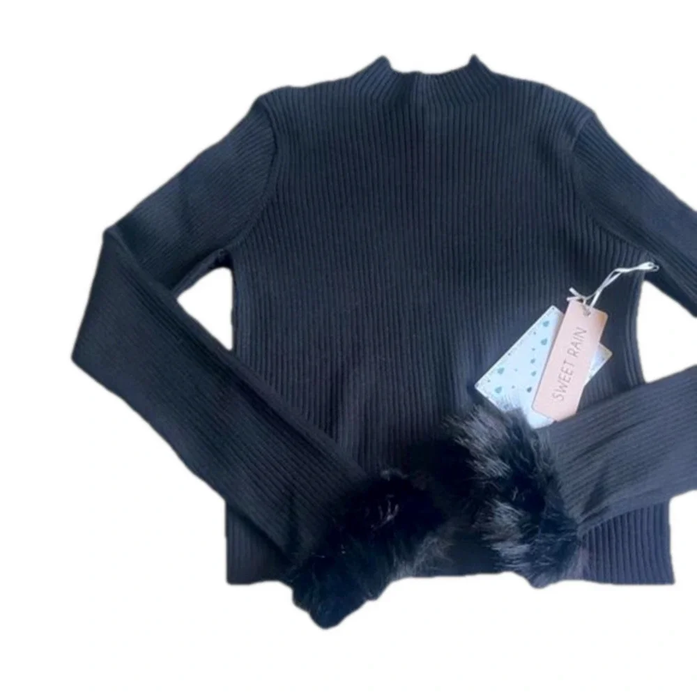 Sweet Rain Ribbed Faux Fur Long Sleeve Tee Women’s Black Size XL
